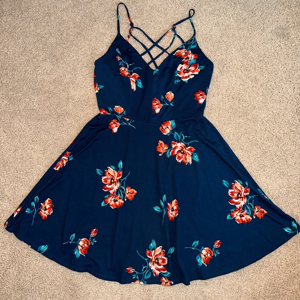 Nine Britton navy floral dress size medium